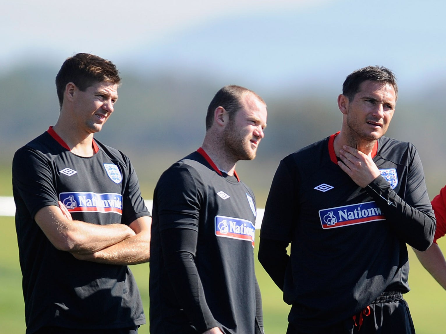How much would Steven Gerrard (left) and Frank Lampard (right) cost today?