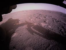 NASA revela “golpes, pings y traqueteos” grabados por el rover Perseverance en Marte