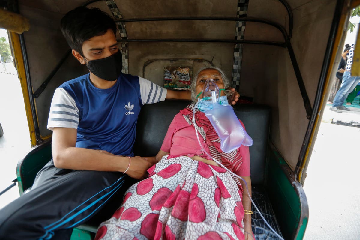 Restrict travel from India because of ‘unknown risk’ from new variant says Sage member 1 Restrict travel from India because of ‘unknown risk’ from new variant says Sage member