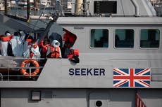 English Channel crossings: Prosecutors drop charges against 11 migrants for steering small boats
