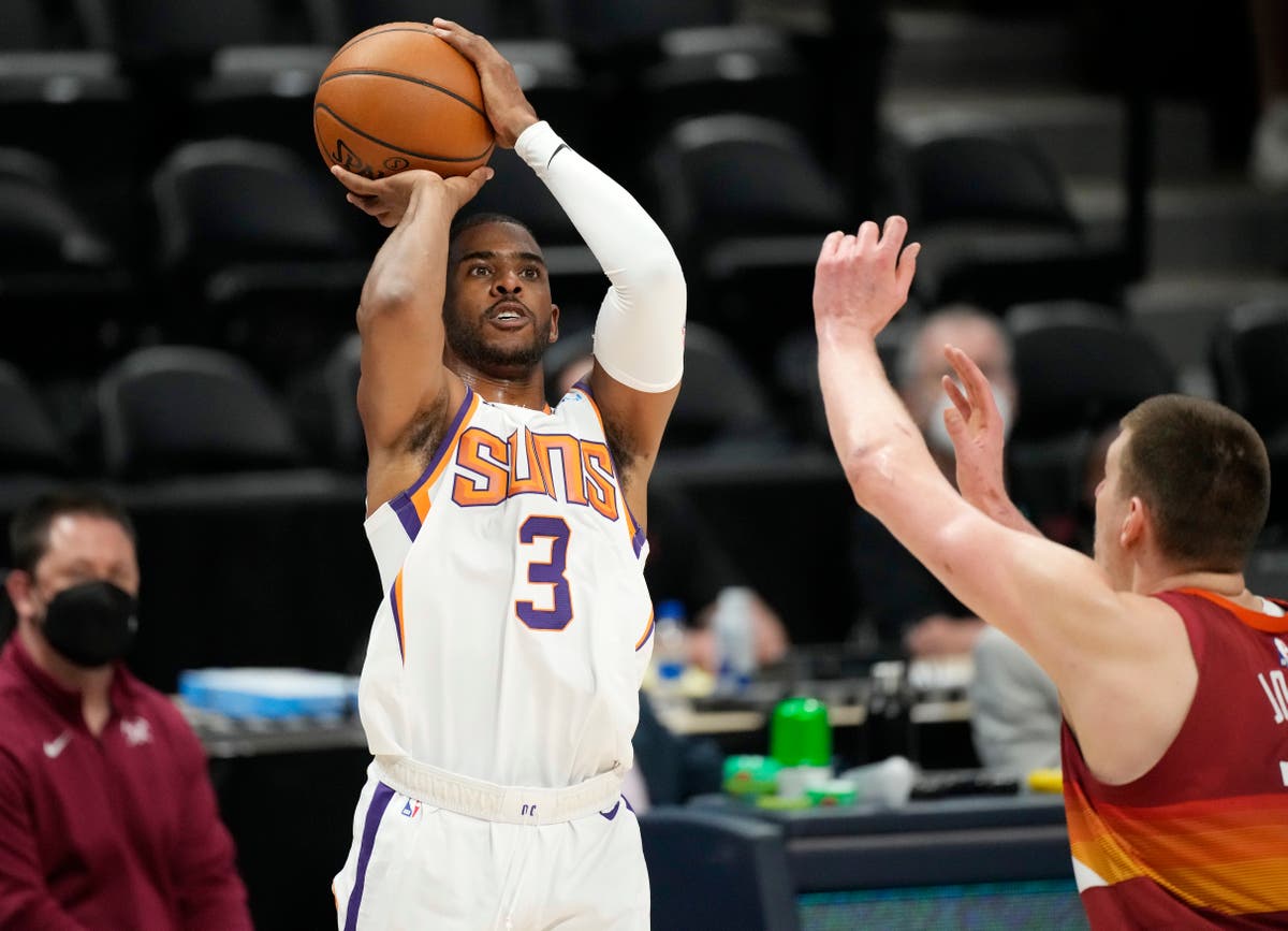 Devin Booker and Chris Paul help Phoenix Suns sweep Denver Nuggets