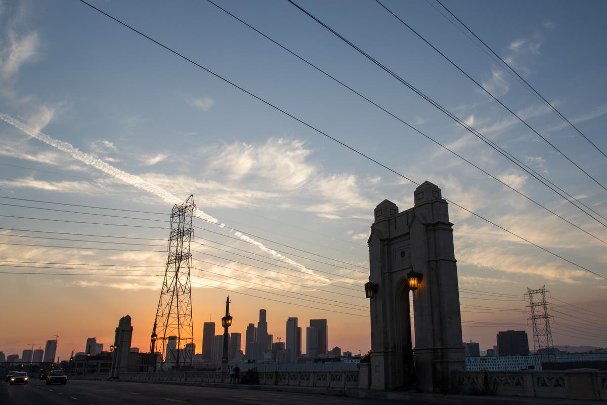 How extreme heat is affecting California’s electrical grid