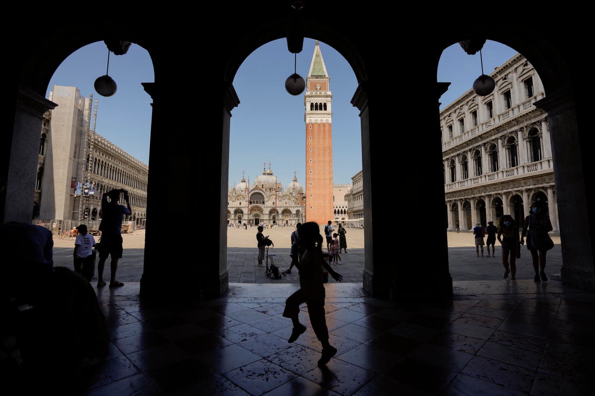 Venice reinventing itself as sustainable tourism capital