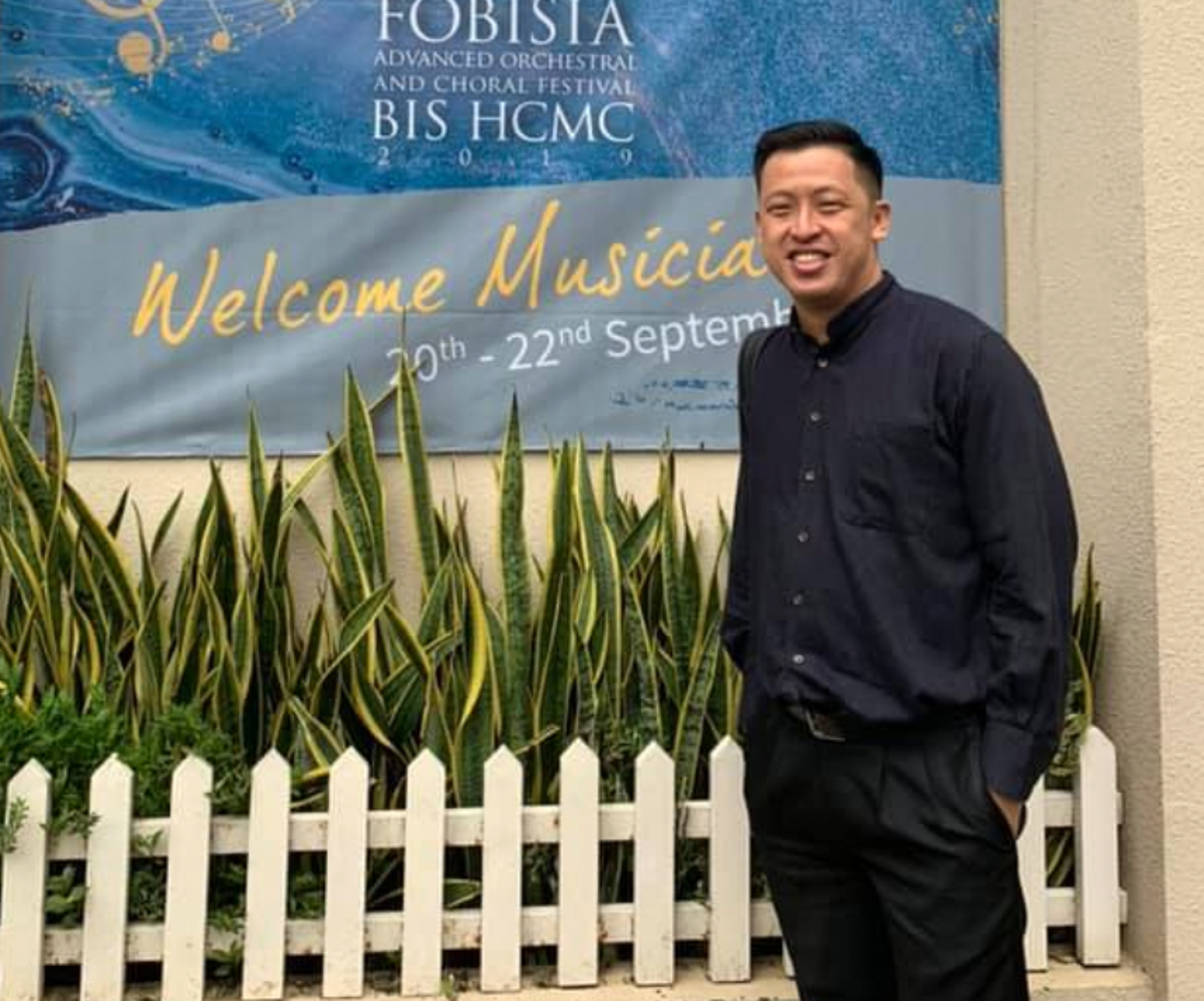 Music conductor Adrian Tan dies at 44 from cardiac arrest in his sleep