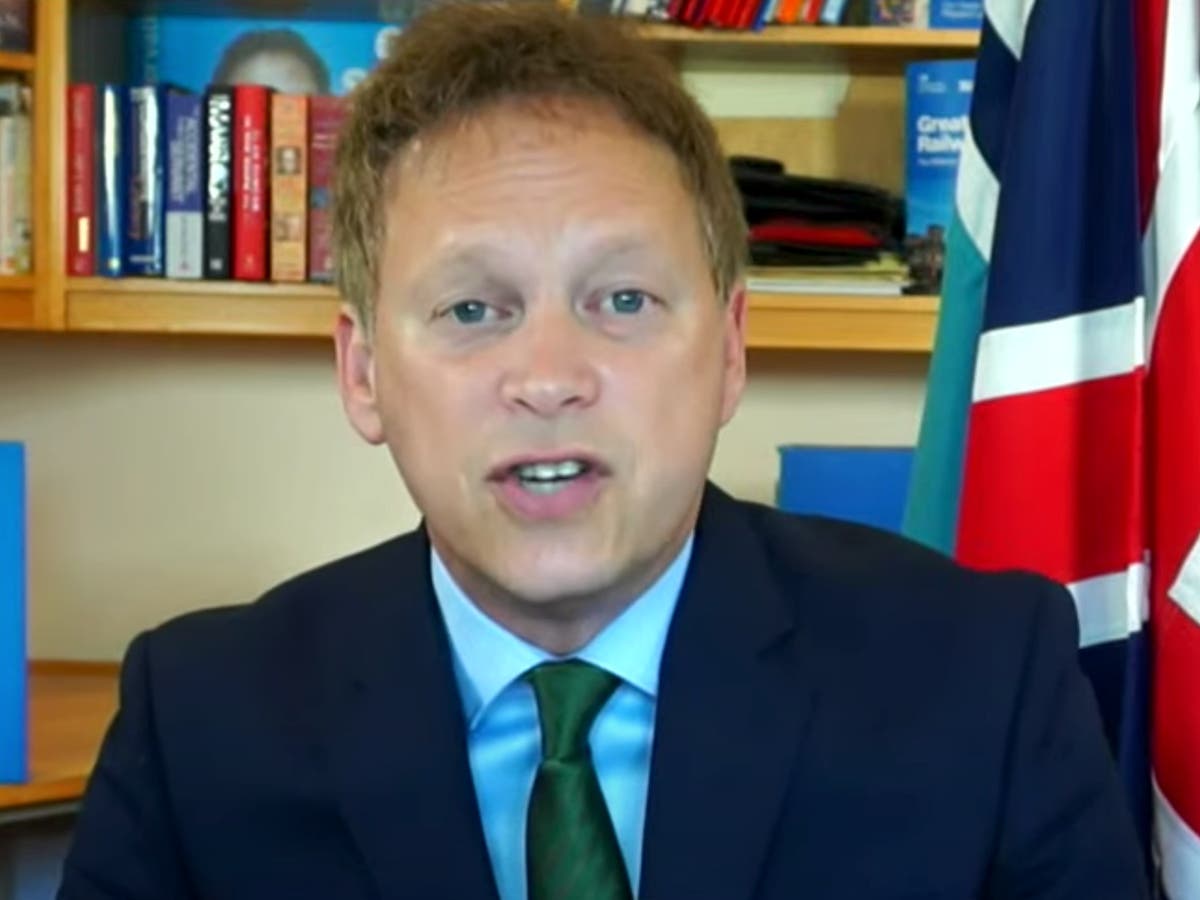 ‘Good idea’ for companies to insist staff are fully vaccinated, says Grant Shapps