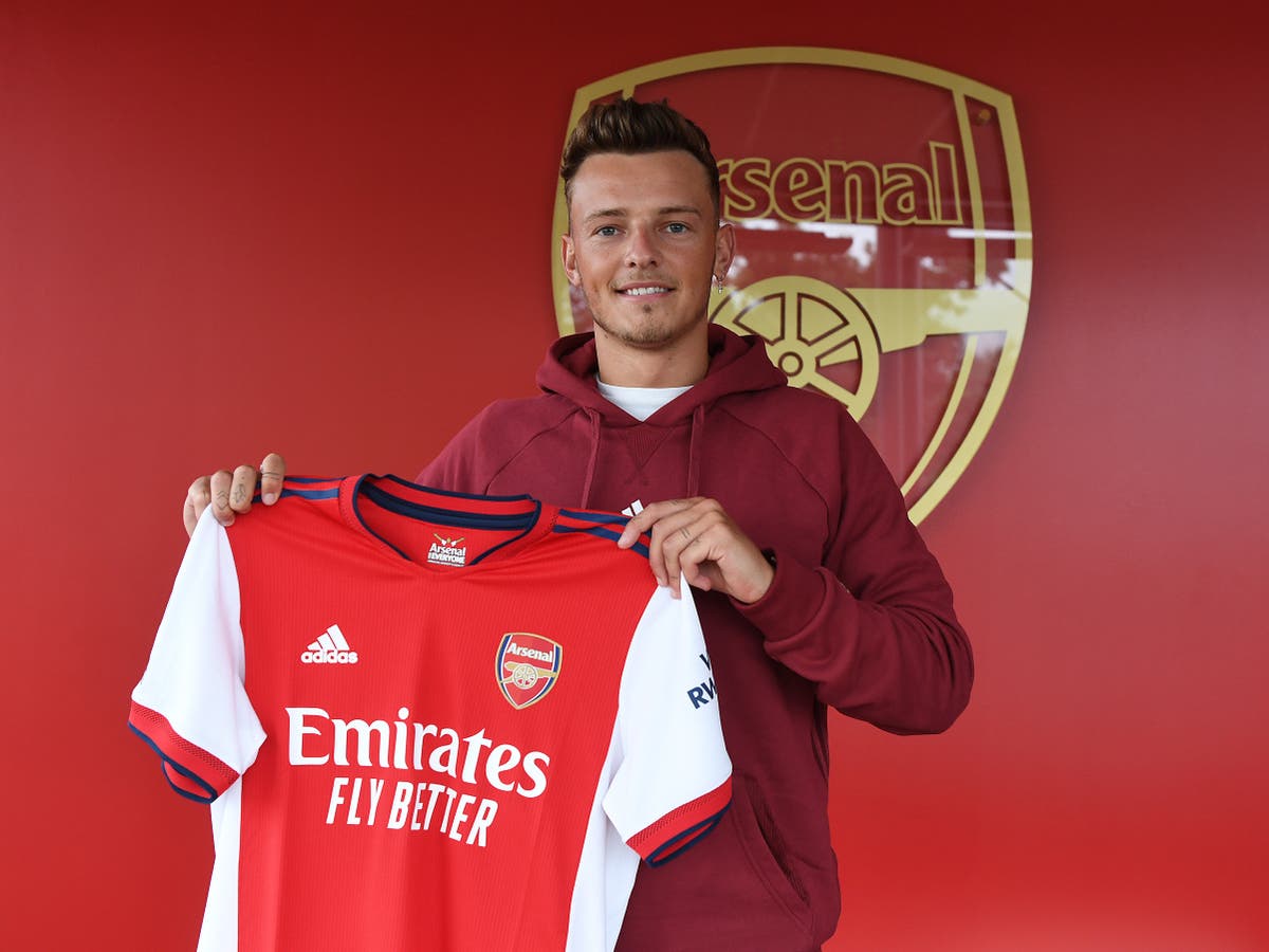 Arsenal sign England defender Ben White in £50m deal from Brighton
