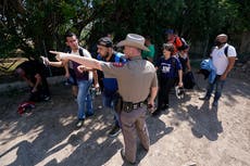 US sues Texas to block state troopers from stopping migrants