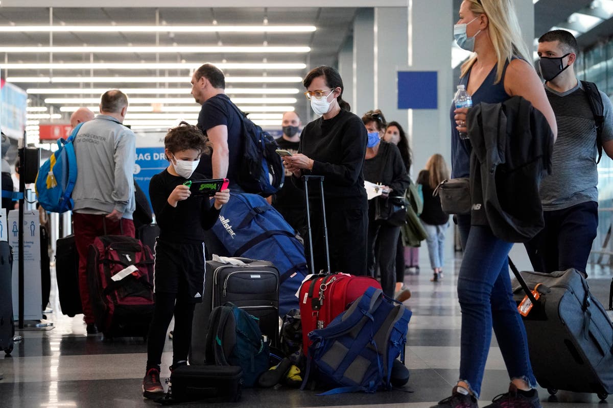 Air travel hits another pandemic high, flight delays grow