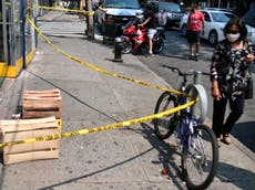 Alleged gang members who injured 10 people in New York shooting fled on scooters, 警察は言う
