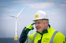 Slide show which convinced Johnson climate crisis is real in 2019 ‘show PM lacked basic knowledge when elected’