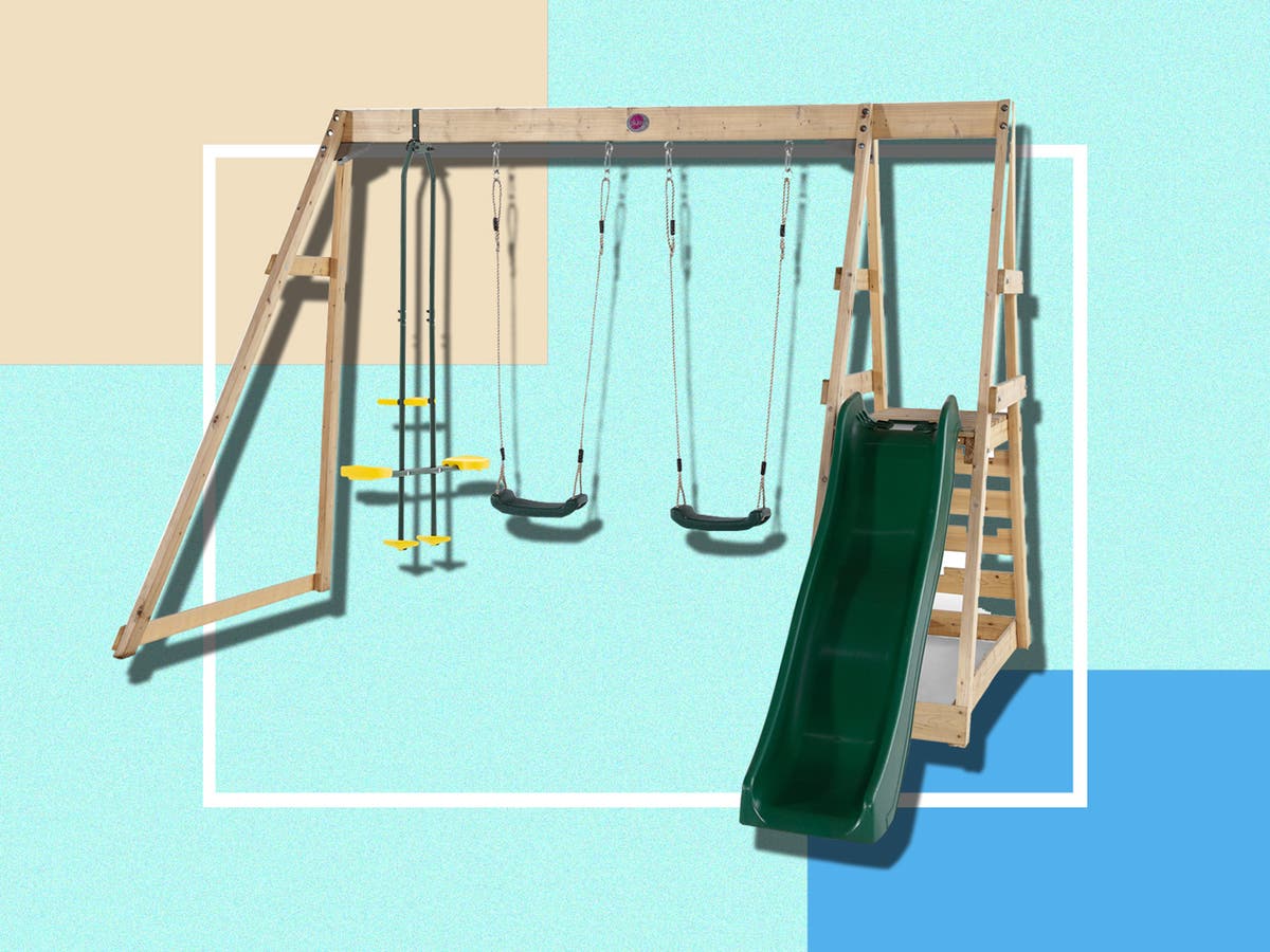 Bring the playground to your backgarden with these top climbing frames