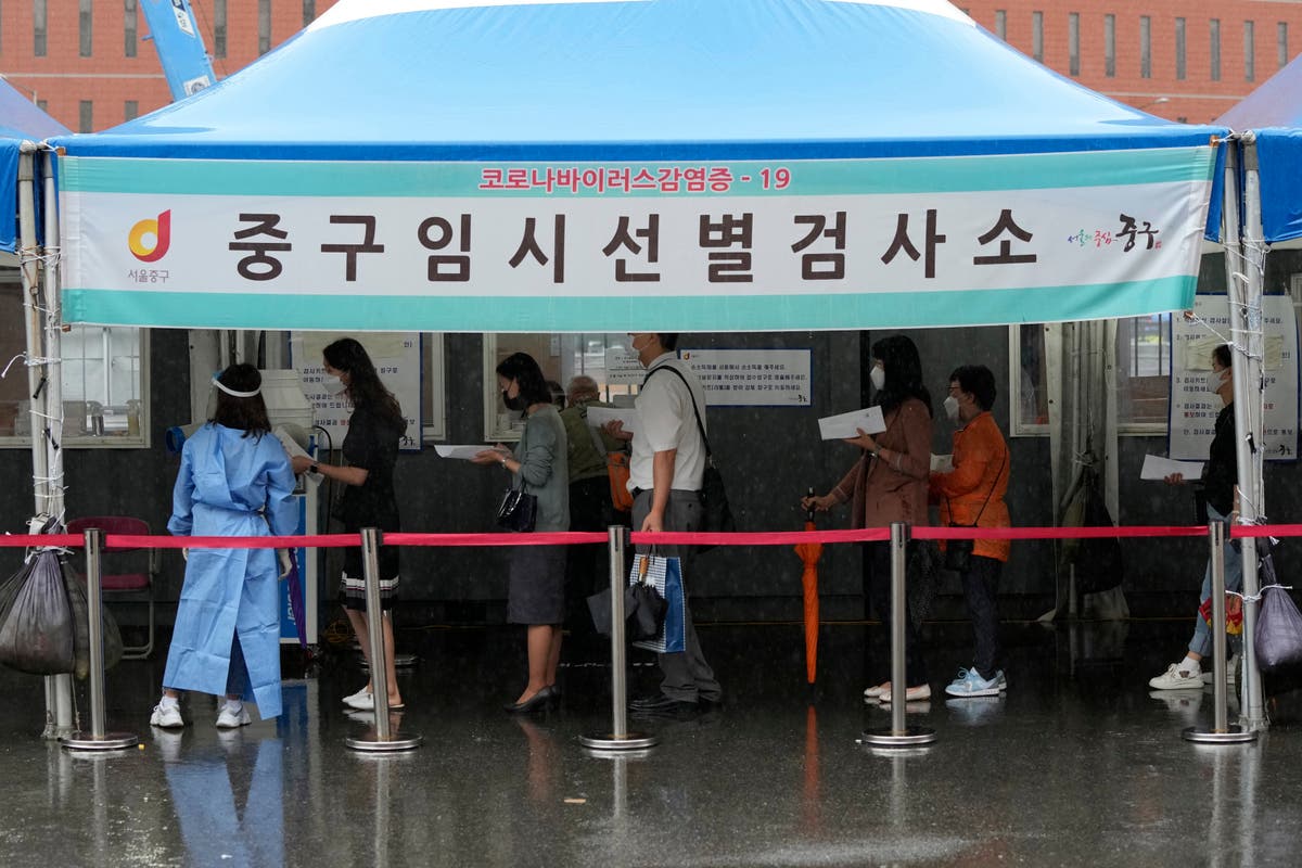 South Korea sets pandemic high with 4,000 new virus cases 