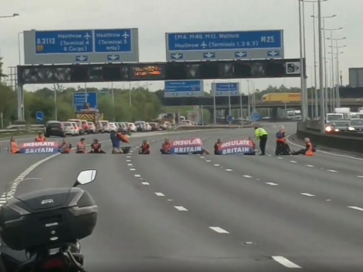 More than 90 arrests after climate protesters block M25 and cause huge delays