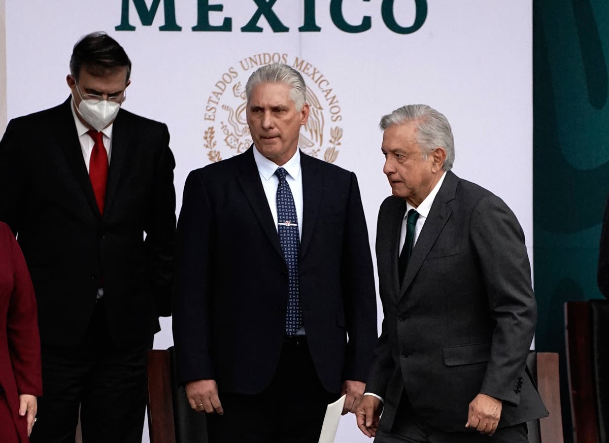 Mexico highlights Cuban leader's visit on Independence Day
