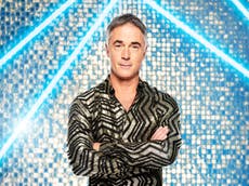 Greg Wise: Quem é o Strictly Come Dancing 2021 competidor e pelo que ele é famoso?
