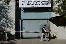 タリバンは女性省をグループの道徳警察の事務所に改名
