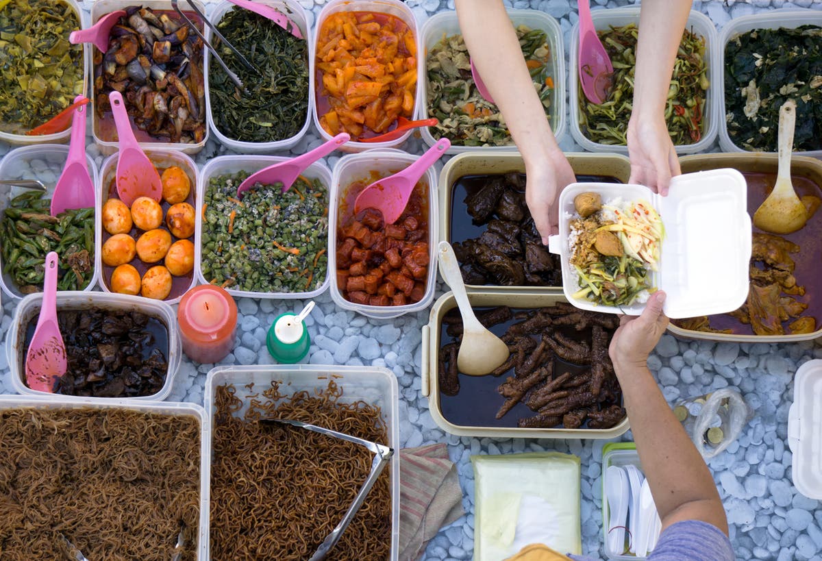 Singapore’s hawker markets: how to navigate them and what to eat