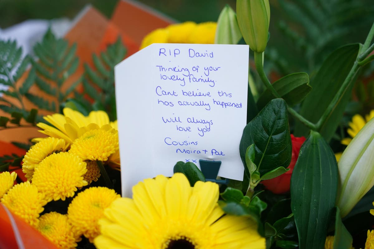 ‘We will always love you’: Family tribute to David Amess as locals mourn 1 ‘We will always love you’: Family tribute to David Amess as locals mourn
