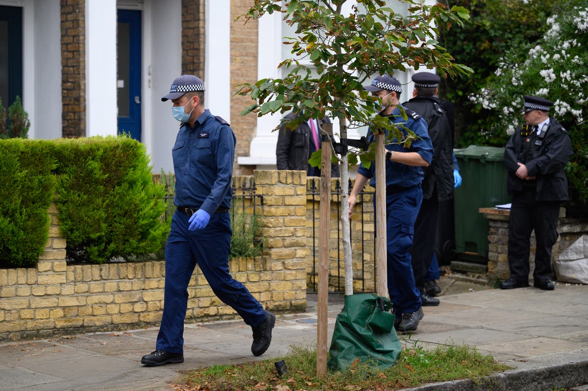 Neighbours’ ‘shock’ as police search London flat in MP murder investigation