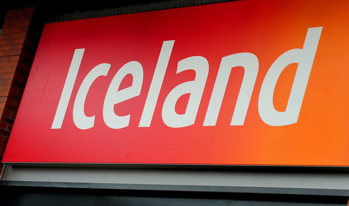 Iceland to give away food on last day of shelf life to online customers free