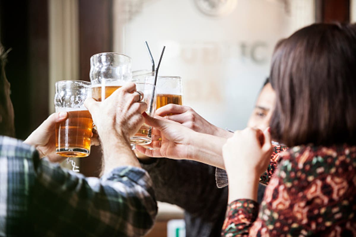 Business rates cut by 50% for pubs, bars, hotels and restaurants