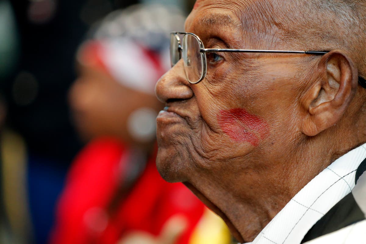 For 112-year-old veteran's daughter, care is a labor of love