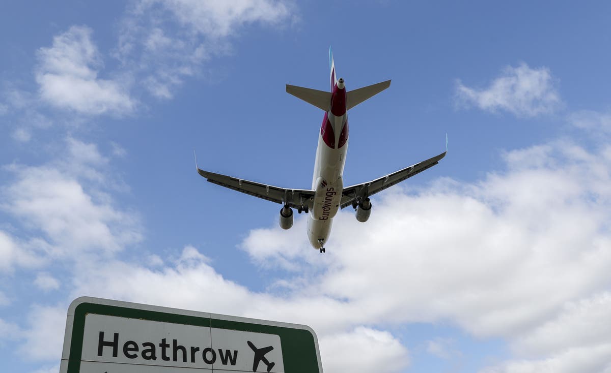 ‘Clean, green aviation’ to happen before Heathrow expansion, sê Boris Johnson