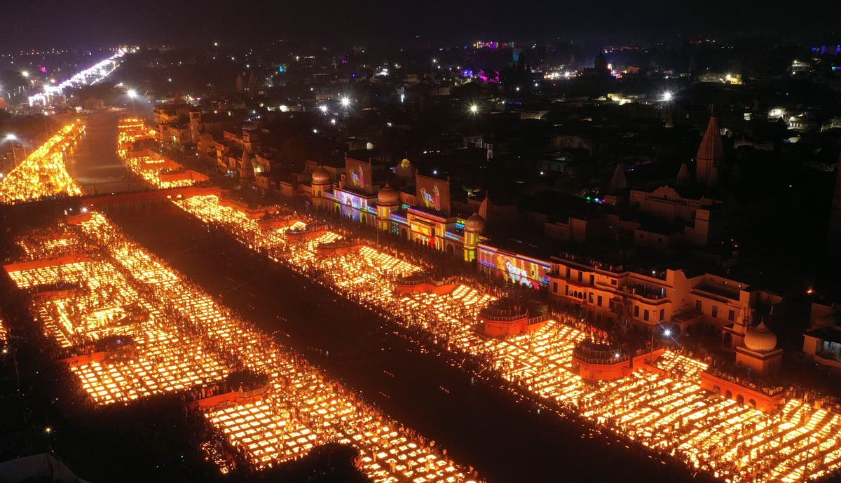 Indians celebrate festival of light amid Covid fears