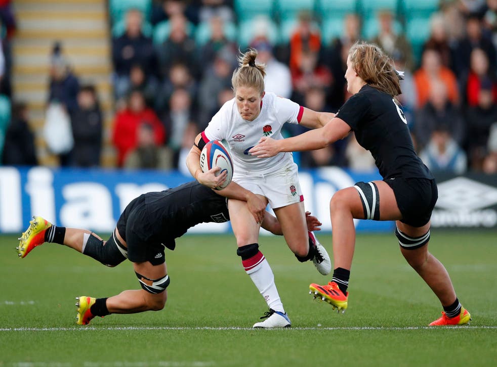 <p>Lydia Thompson in action for England</p>