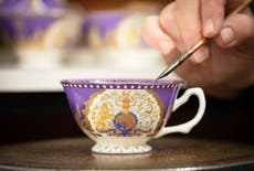 Official chinaware celebrating Queen’s Platinum Jubilee goes on sale