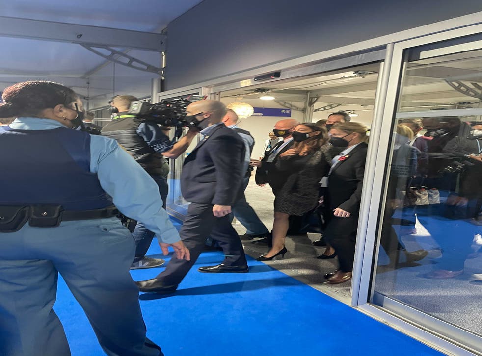 <p>AOC makes her way through Cop26</p>