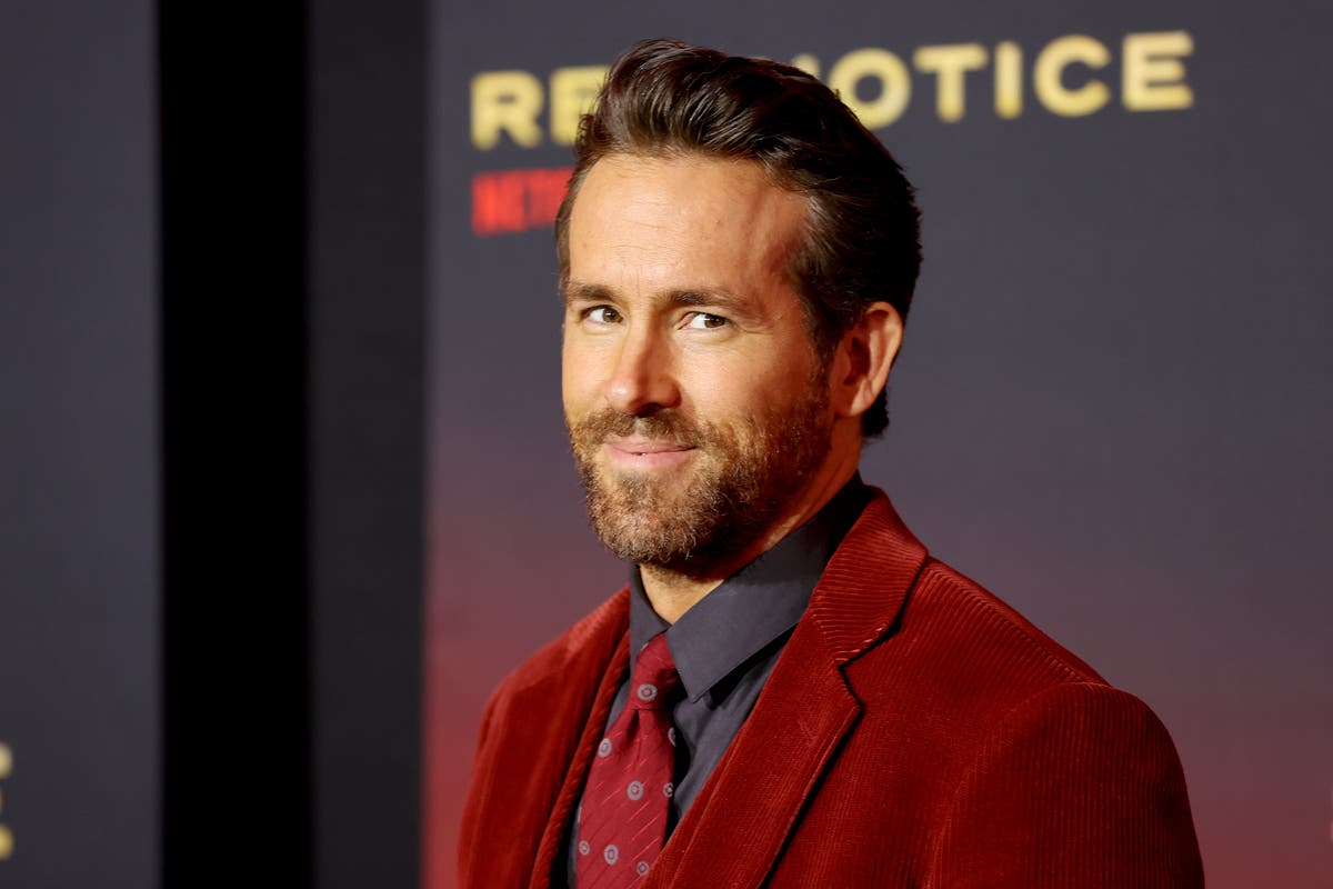 Ryan Reynolds has hilarious response to Paul Rudd being named Sexiest Man Alive