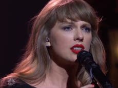 Taylor Swift wows fans with 10-minute performance of ‘All Too Well’ on SNL