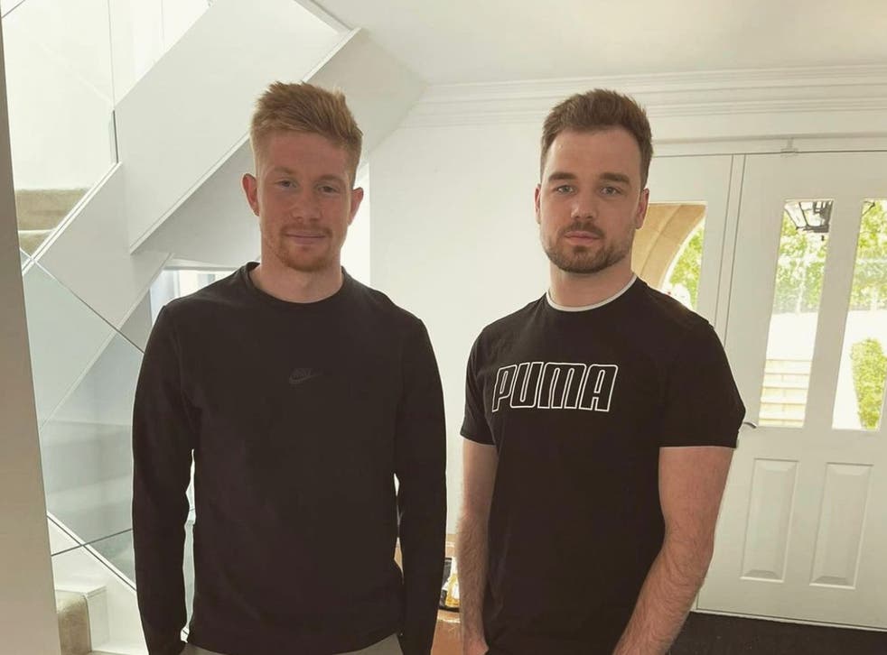 <p>Sam Bailey with one of his Roc Nation clients, Manchester City’s Kevin De Bruyne</p>