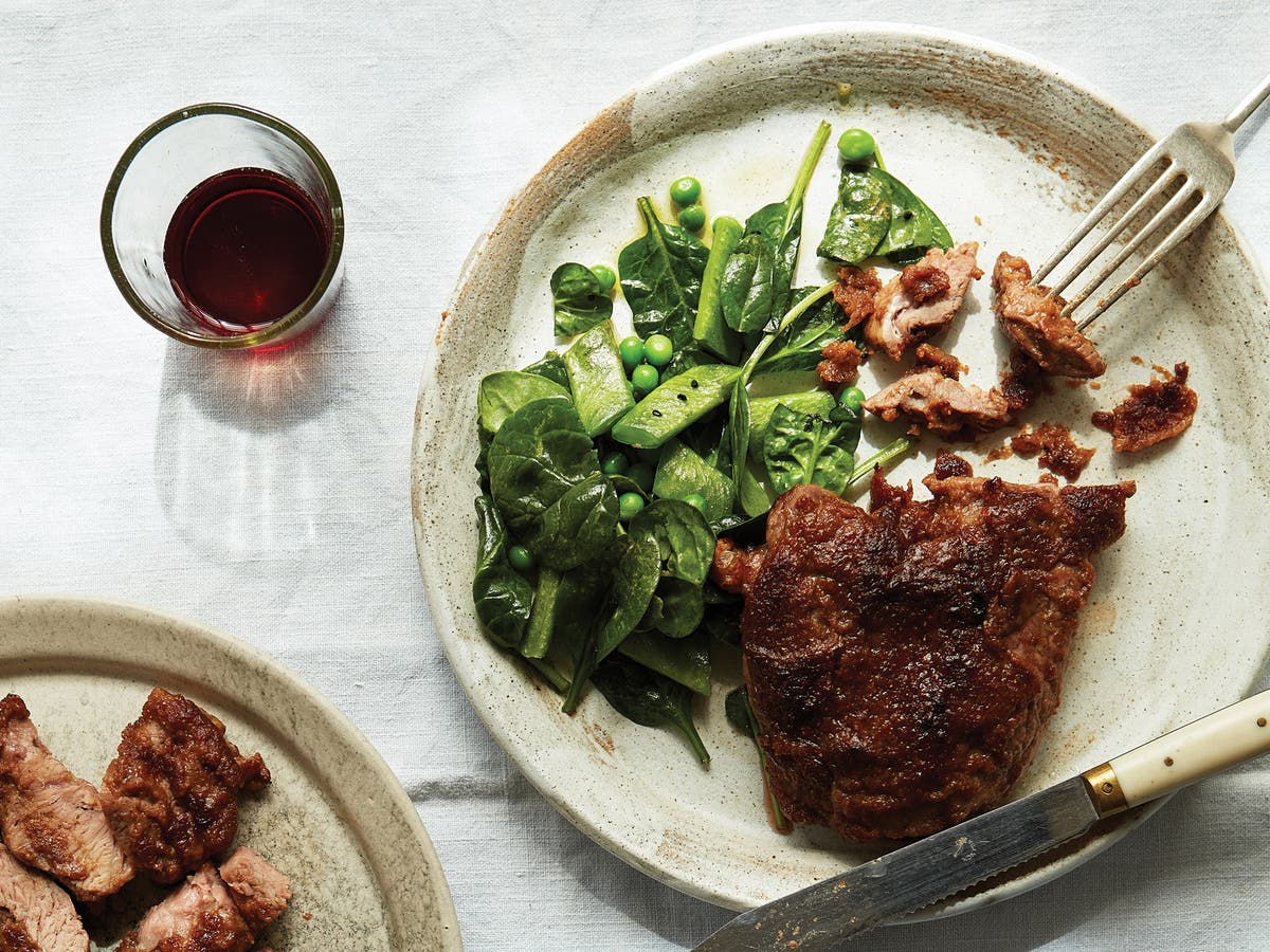 Put ginger biscuits to excellent use in this lamb steak recipe