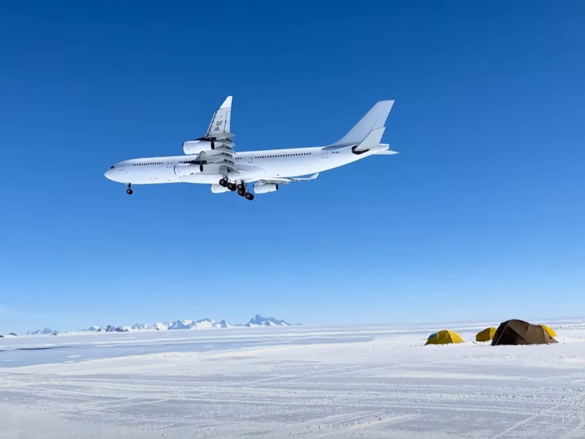 Airbus A340 makes first ever landing in Antarctica on ice runway