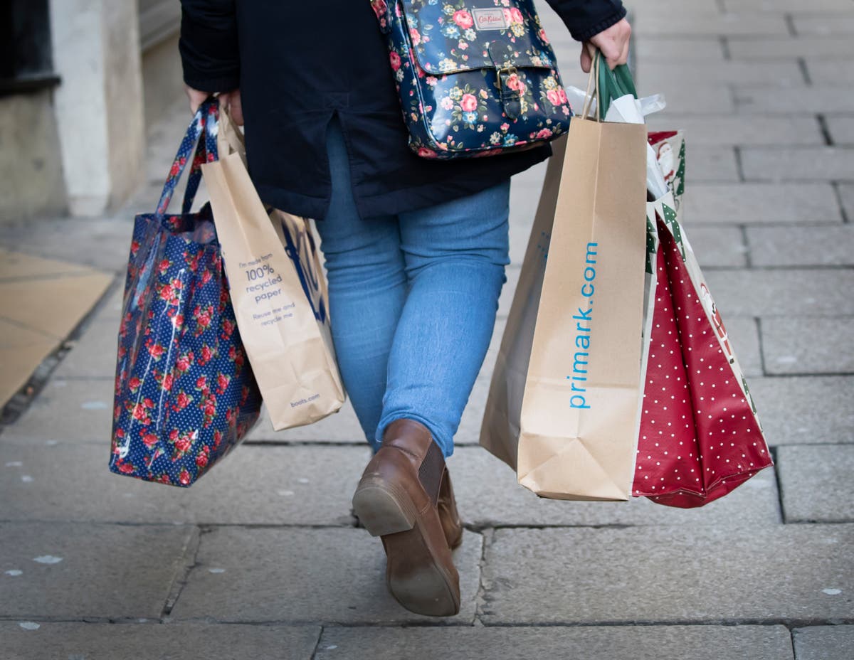 Shoppers forecast to spend almost £9bn on Black Friday