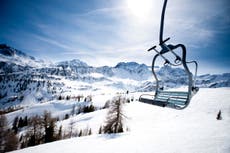 Puis-je quand même aller skier en France si j'arrive en Suisse?