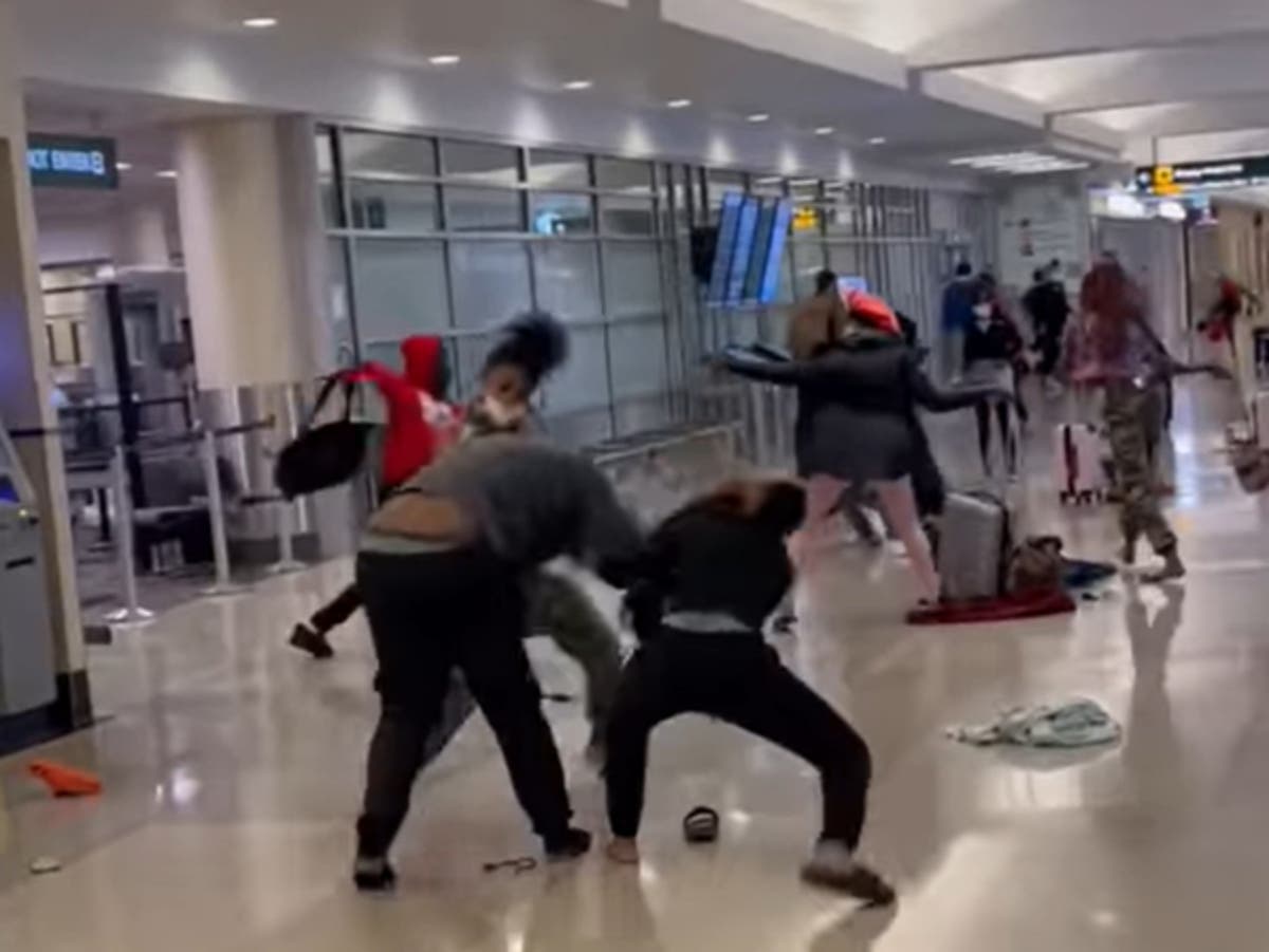 Brawl breaks out between passengers at airport after flight lands