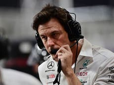 Toto Wolff questiona a pilotagem de Max Verstappen no GP da Arábia Saudita