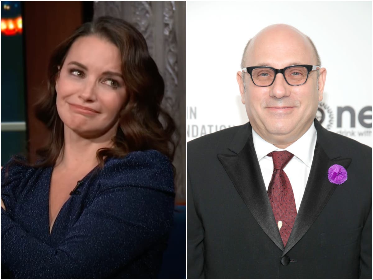 Kristin Davis cries while discussing death of Sex and the City co-star Willie Garson