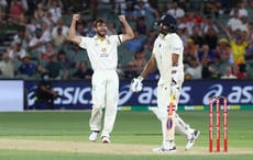 England endure torrid day as Australia turn screw in second Ashes Test