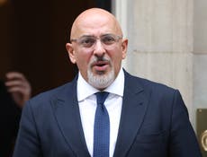 Zahawi: Ex-teachers should apply from Monday to help with Covid staff shortages