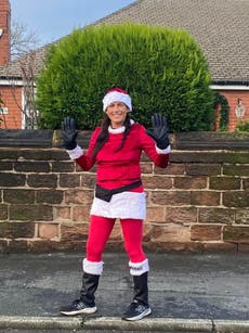 Runner completes Christmas Day ultra-marathon dressed as Mrs Claus