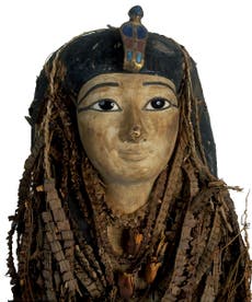 Egyptian pharaoh’s mummified body digitally unwrapped after 3,500 年