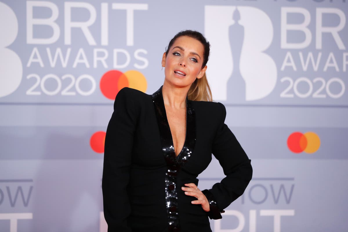 Louise Redknapp calls out reports that she spent Christmas with ex, ジェイミー
