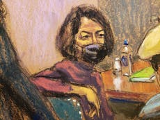 ギレーヌマクスウェル: Jury finds socialite guilty on five charges in sex trafficking trial