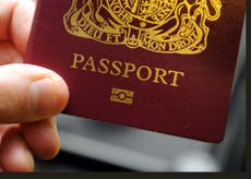 Frankrike suspenderer reiseforbud for briter som kjører på kryss og tvers av Frankrike