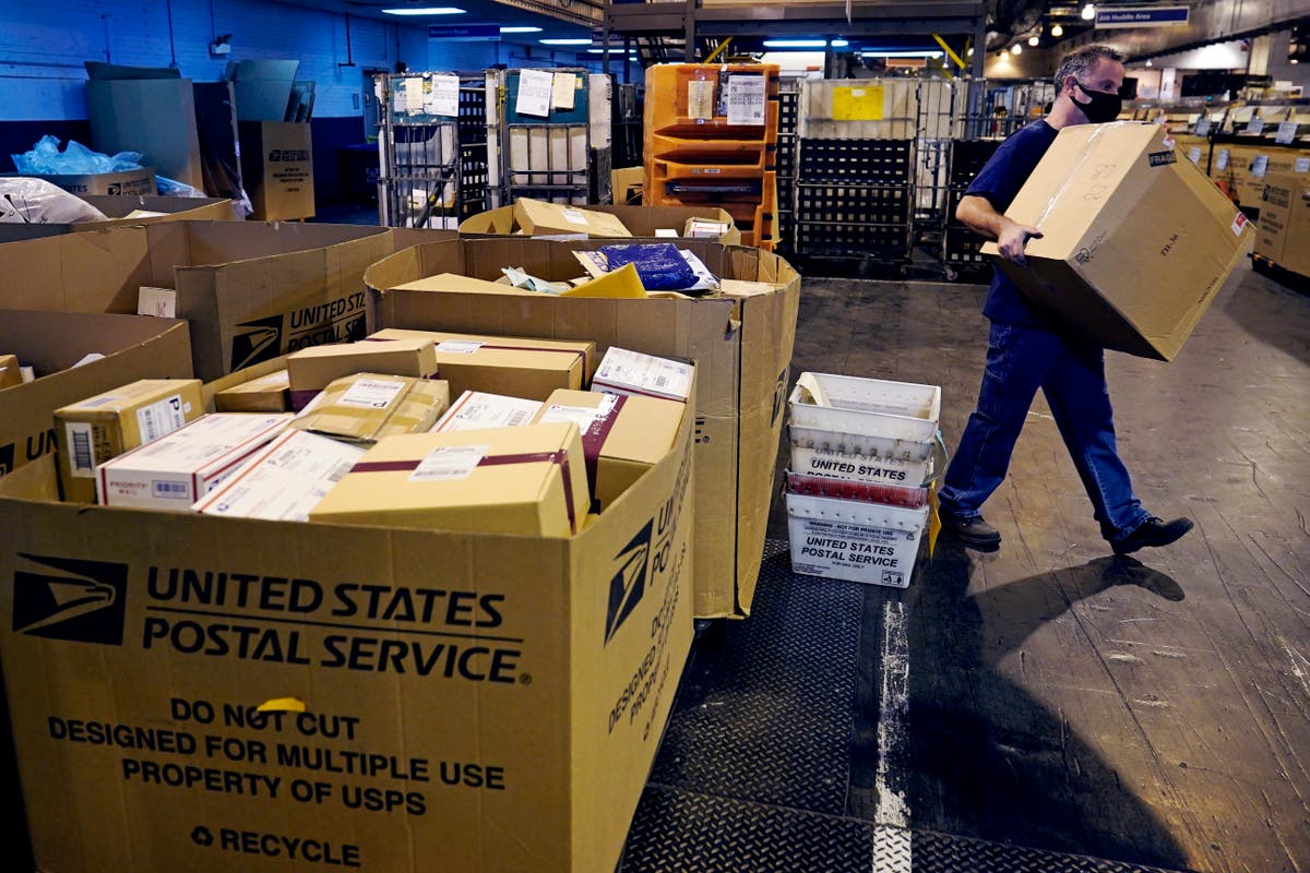 US Postal Service recovers from poor holiday showing in 2020
