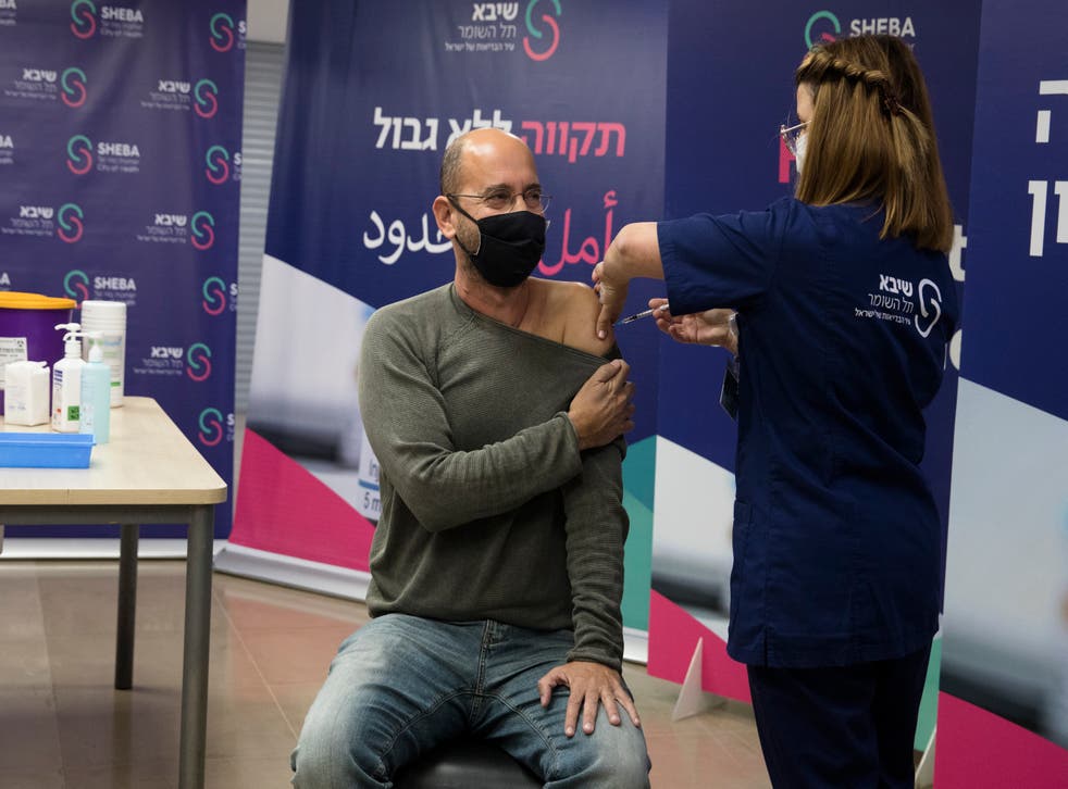 <p>Heart transplant patient, Ishai Eilat, receives a fourth dose of the coronavirus vaccine</p>